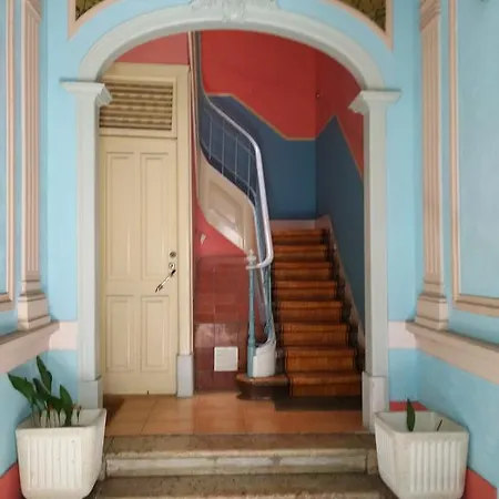 Apartment Ground Floor W/backyard Lisbon